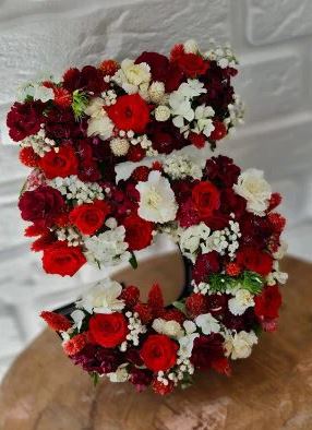 باکس گل حروف