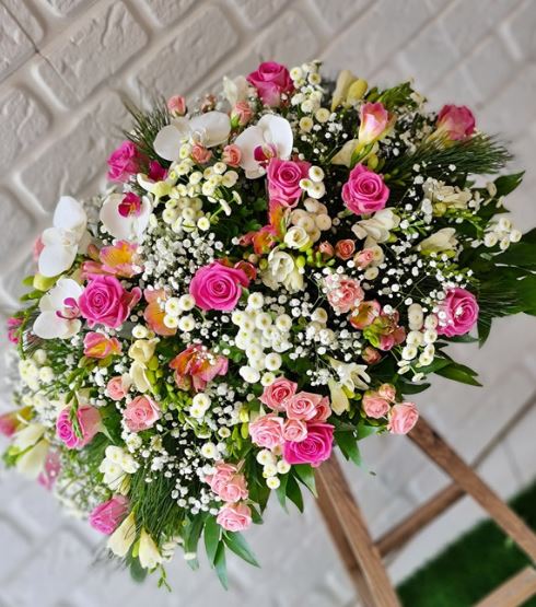 سبد گل لاکچری
